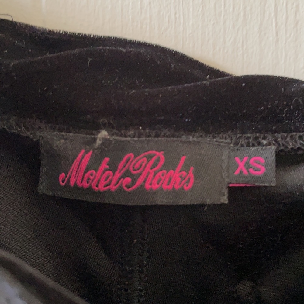 Motel Rocks Velvet Leggings - Picture 3 of 4
